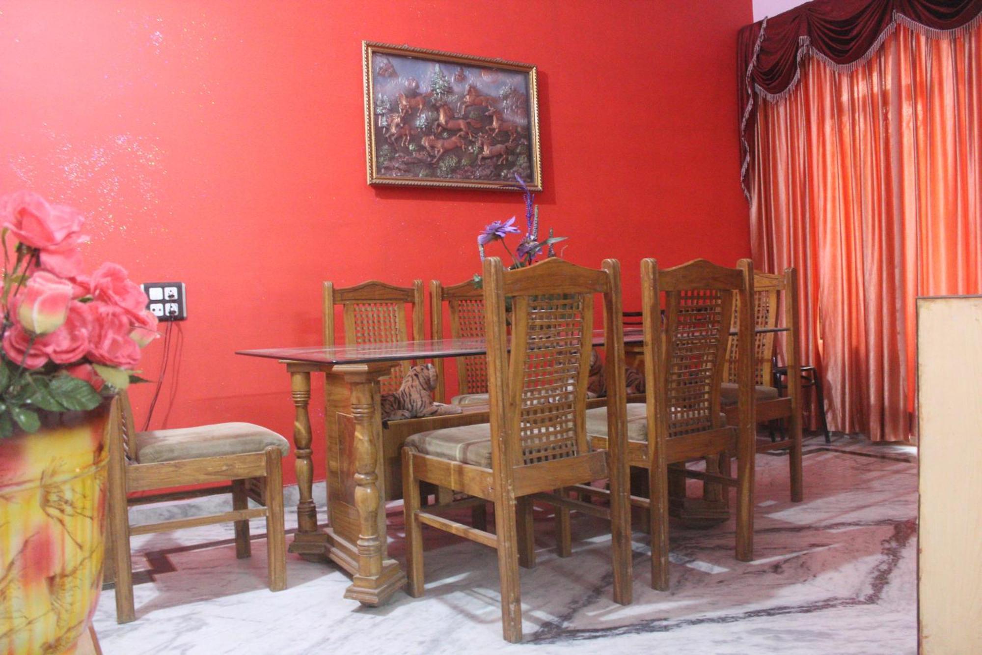 Thomas Home Stay Agra  Bagian luar foto